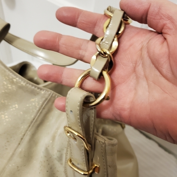 Adrienne Vittadini Beige and goldtone Tote Patent Leather/Suede Combo - Picture 5 of 11